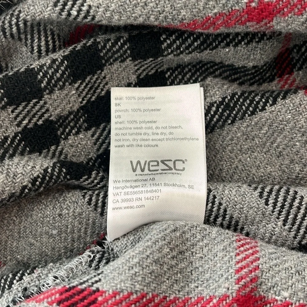WESC Flannel Jacket Plaid Snap Buttons Size Large
